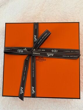 Hermès Authentic Square Orange Gift Box & Ribbon Set